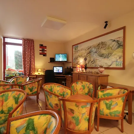 Logis Hotel Restaurant Auberge La Diege 2*